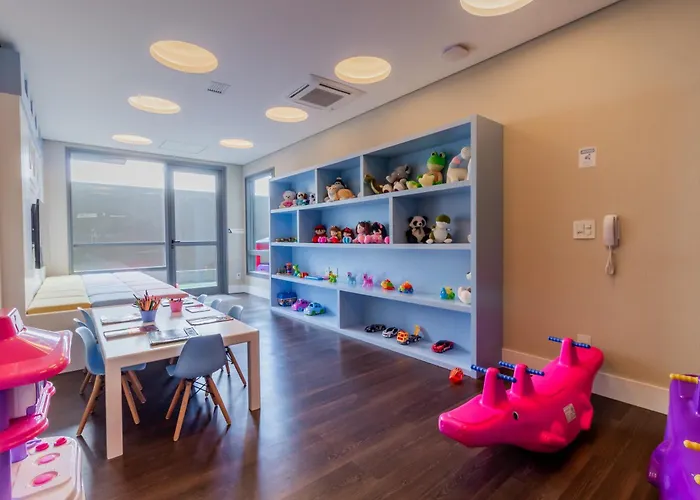 Studios No Melhor Ponto De Moema Garagem Lazer E Metro Perto Wifi Gratis