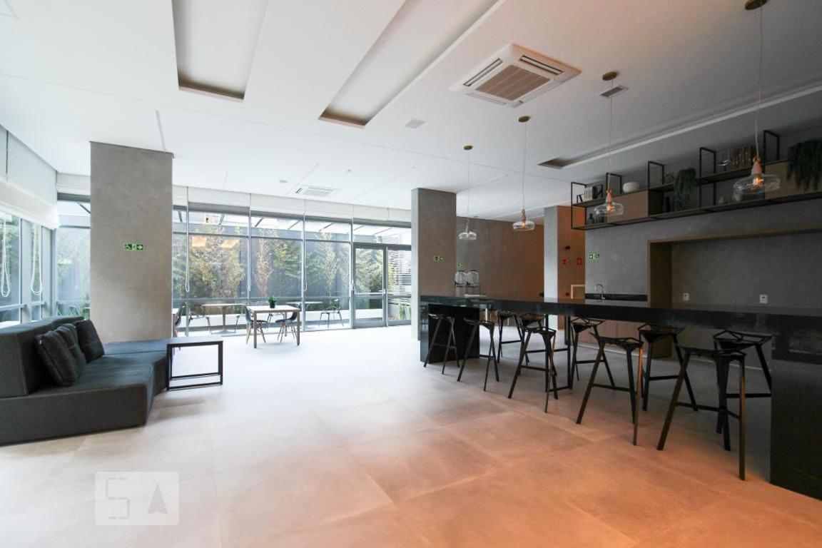 No Ponto De Moema Garagem Lazer E Metro Perto Wifi Gratis Apartment
